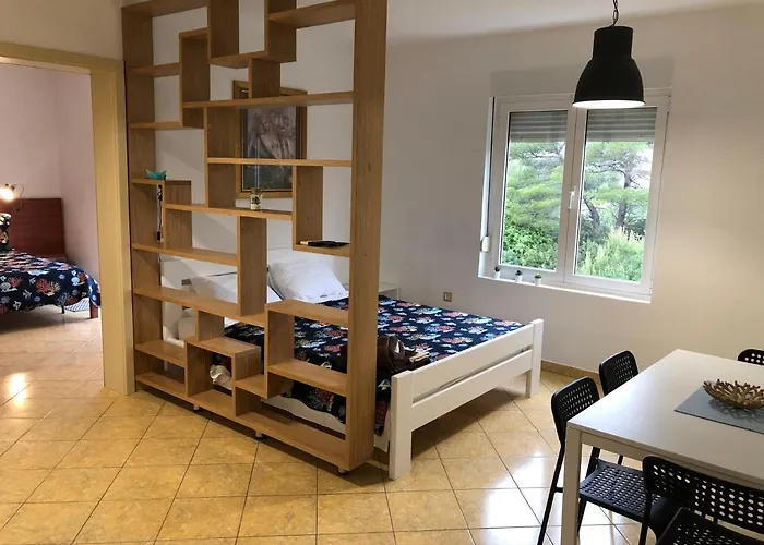 아파트 Julia 파코스탄