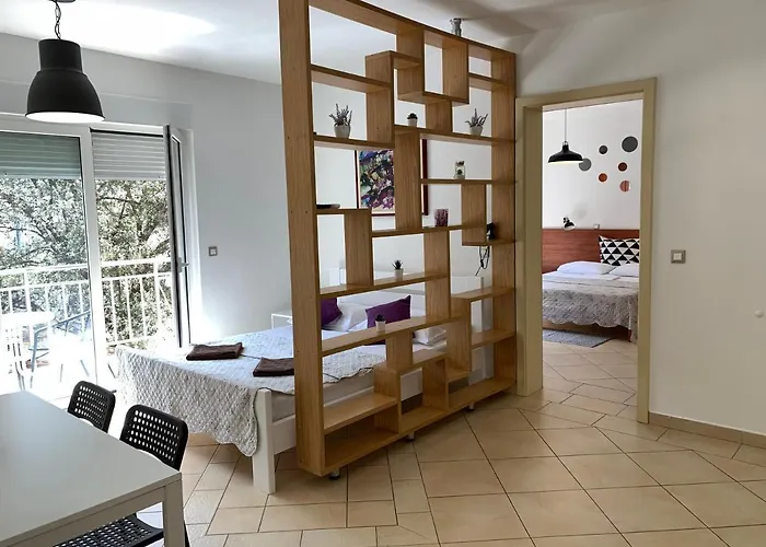 Julia Apartament *